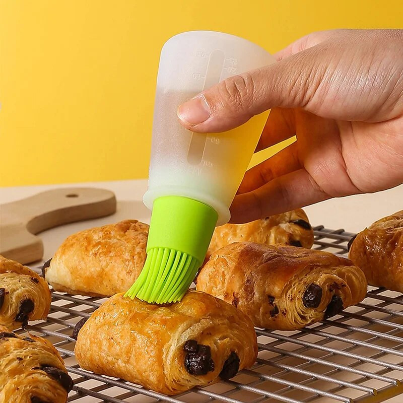 Silikoninio aliejaus buteliuko šepetys su karščiui atsparaus dizaino prieskoniais padažu, kepsnine, kepimo šepečiais.