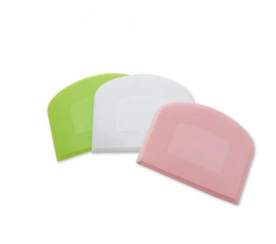 Πλαστική ξύστρα Φτυάρι ψησίματος Μαχαίρι κοπής Σοκολατένιο κέικ Βούτυρο Κρέμα ξύστρα Εργαλείο ψησίματος κουζίνα και οικιακή χρήση