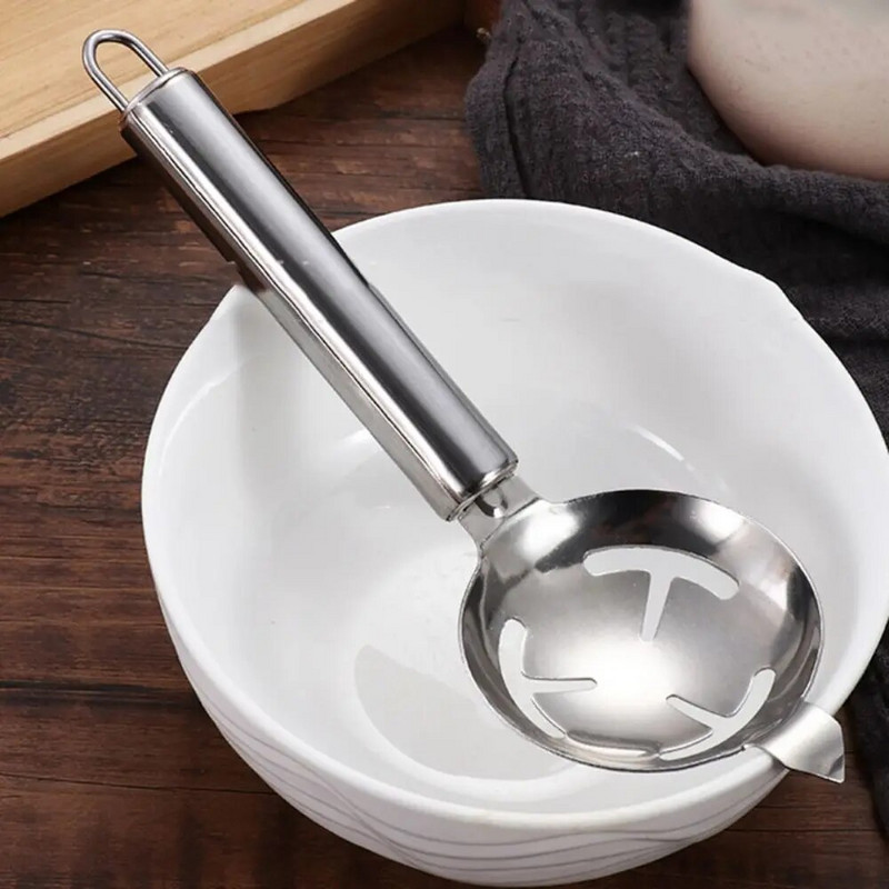 Prailgintos formos nerūdijančio plieno trynio filtro ilga rankena pakabinamas nerūdijančio plieno kiaušinių separatorius sidabrinis profesionalus