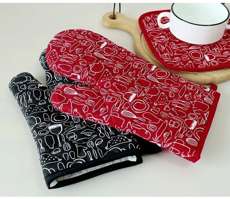 Virtuvė Mikrobangų krosnelė karščiui atsparios Pirštinės Orkaitės Pirštinės Medvilniniai Puodų Laikikliai Raudoni Juodi Šiaurės šalių izoliaciniai padėklai BBQ Kepimo įrankiai Maisto gaminimas
