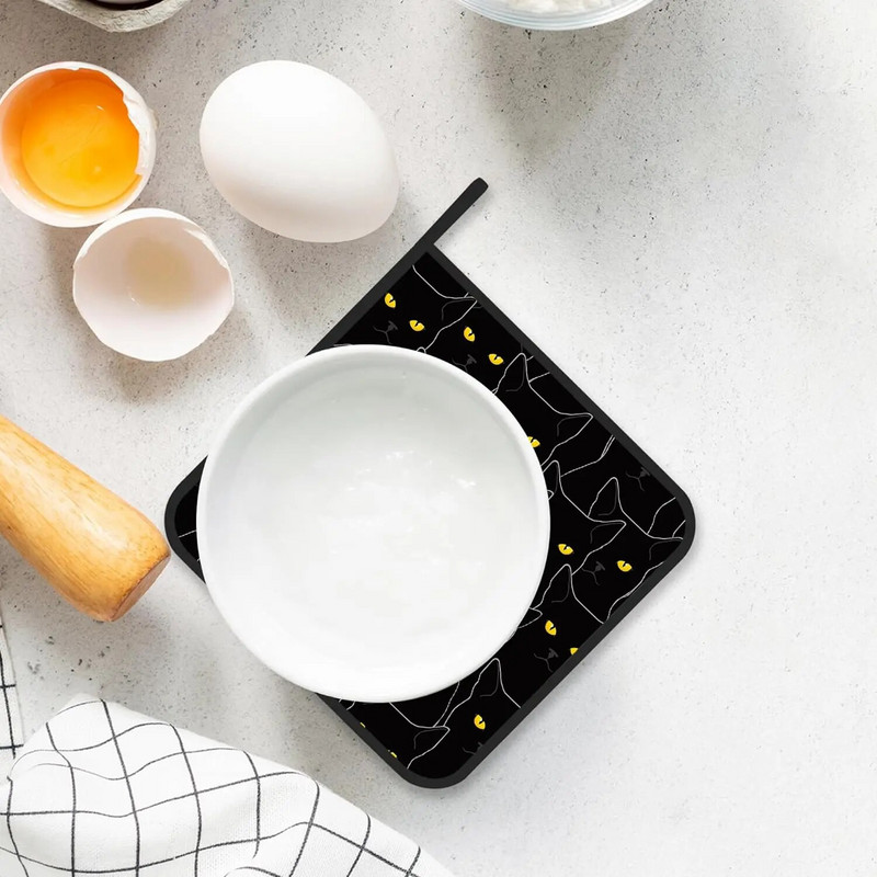 „Black Cat“ mielas puodų laikiklio rinkinys iš 2 karščiui atsparių puodų laikiklių, skirtų kepti ant grotelių, karštam maistui skirti moteriški virtuvės drabužiai