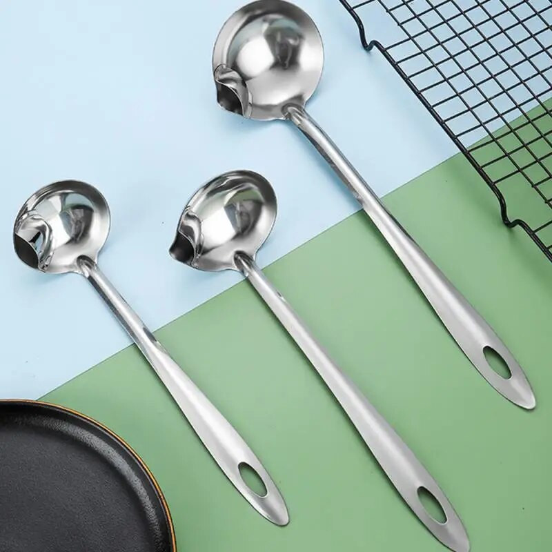 Blizgančios tekstūros filtro šaukštas sietelis ir kiaurasamtis riebalų šaukštelis virtuvės nerūdijančio plieno riebalų šaukštas Patvarus aliejaus filtro šaukštas