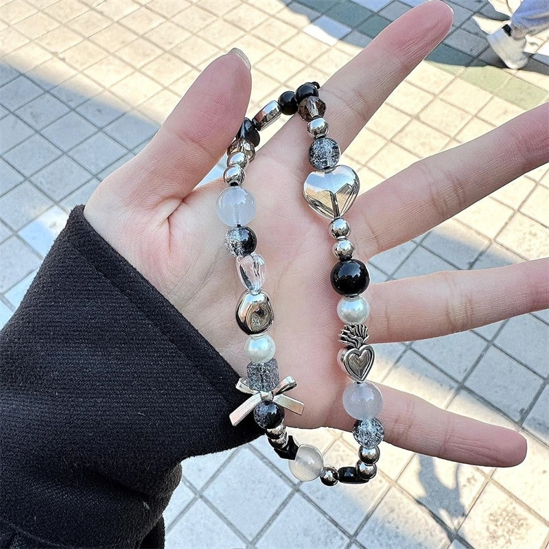 INS Y2K širdies telefono žavesio dirželis gėlių karoliukų pakabukas korėjietiška apyrankė skirta iPhone Samsung priedai pakabinama virvė mergaičių papuošalams