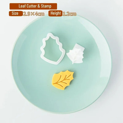 2 vnt Mini sausainių pjaustytuvai Plastikiniai 3D Kalėdų teminiai animaciniai filmukai Paspaudžiami sausainių formelės Sausainių antspaudas Virtuvė Kepimas Tešlos kepiniai