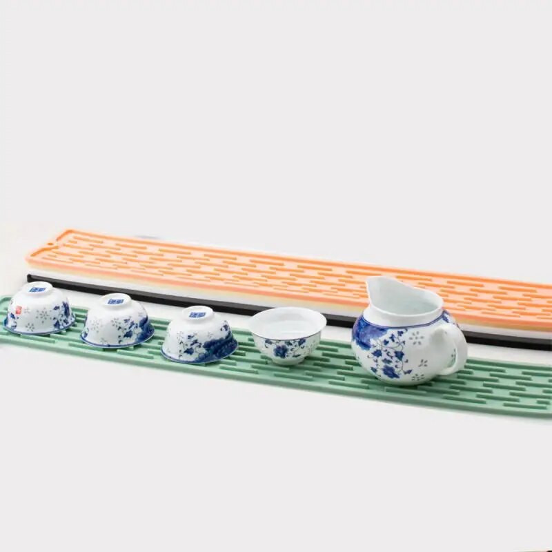 Ilgas neslystantis kilimėlis Pilka neslidžios juostelės Nuvalykite nutekėjimą Neslystančios pakabinamos skylės dizainas Silikoninis padėkliukas, nutekėjimo kilimėlis Silikagelis