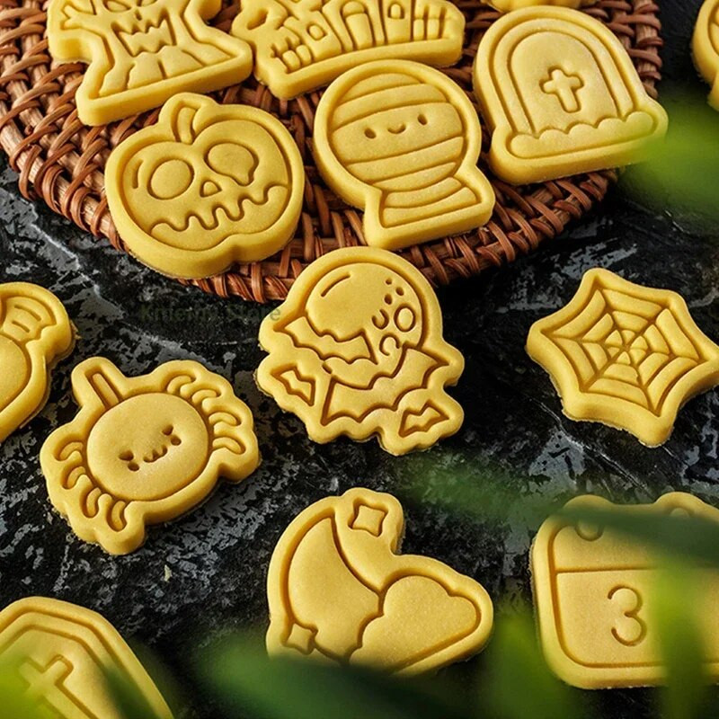 Helovino sausainių pjaustytuvų rinkinys plastikinis 3D vaiduoklis kaukolė Šikšnosparnis Moliūgas Mumija Animacinis biskvitas Formos antspaudas Tešla „Pasidaryk pats“ torto dekoravimo įrankiai