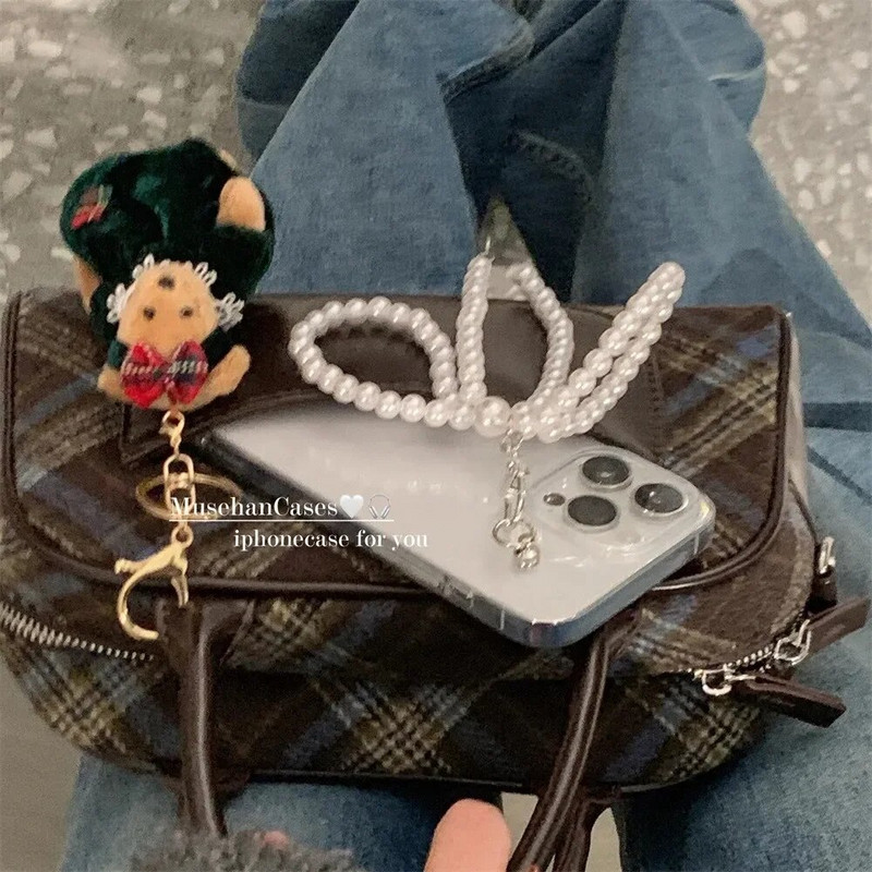 Κρεμαστό τηλέφωνο Ins Korean Simpe Pearl Bow Αισθητικό κρεμαστό μενταγιόν Μπρελόκ για iPhone 15 Pro Max Girls Αξεσουάρ Χονδρική