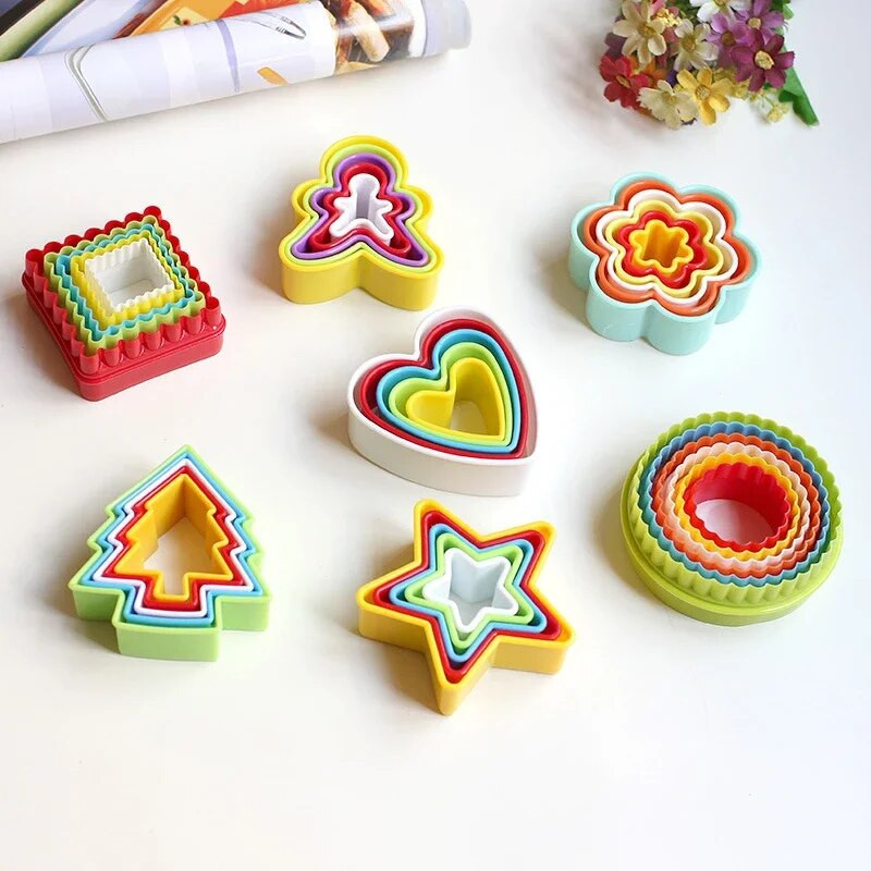 Sausainių pjaustyklės pyrago tešlos formos biskvito tešlos kepimo formos imbierinis žmogelis Penkių žvaigždučių gėlių raštas Galimi keli variantai