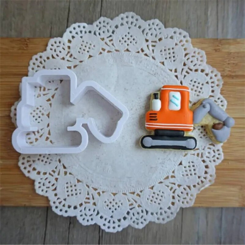 8 vnt / rinkinys Mieli animacinių filmukų sausainių pjaustyklės įrankiai 3D plastikinė automobilio formos meduolių formelė „pasidaryk pats“ tešlos įspaudimas sausainiams sausainiams kepimo forma