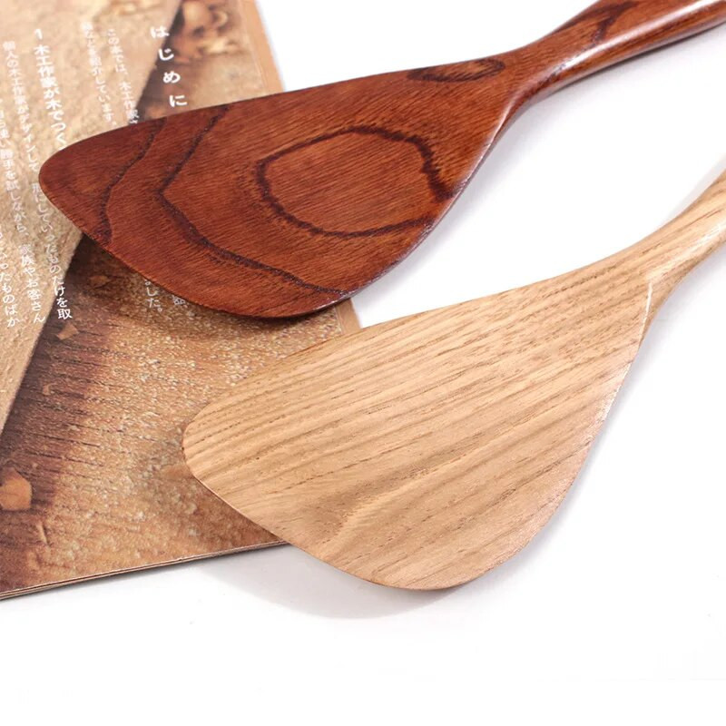 Rankų darbo medžio masyvo virtuvė Medinė mentele Retro mediniai stalo reikmenys ir virtuvės reikmenys