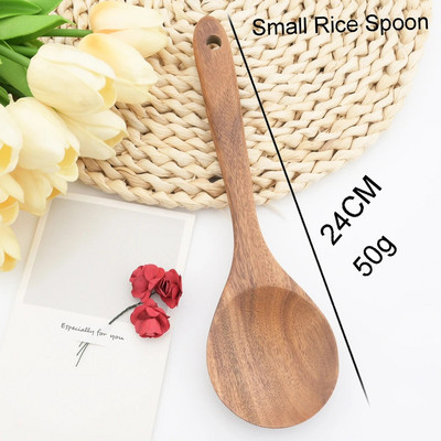 Természetes fából készült konyhai eszközök